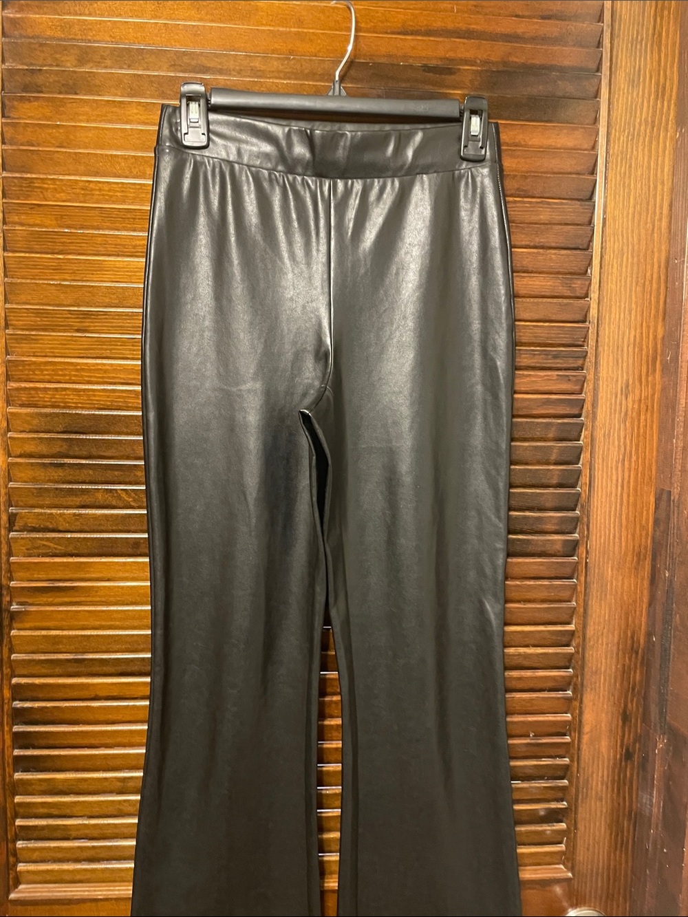 Aritzia Ten by Babaton Black Upstage Faux Leather Pant - Picture 5 of 9